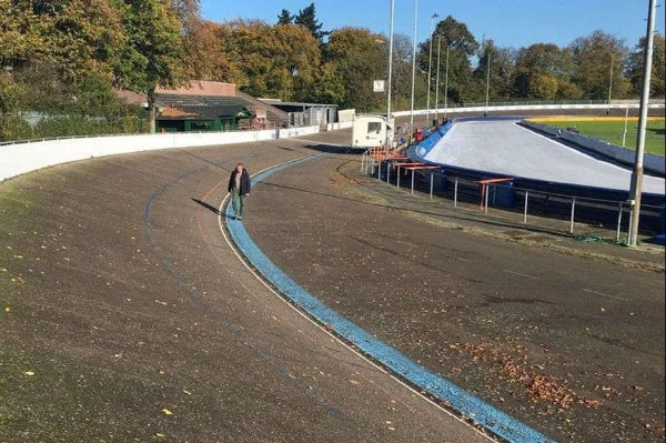 Laco sport- en recreatiecentrum Glanerbrook schaatsen - Geleen - Nederland