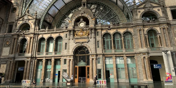 Station Antwerpen-Centraal - Antwerpen - België